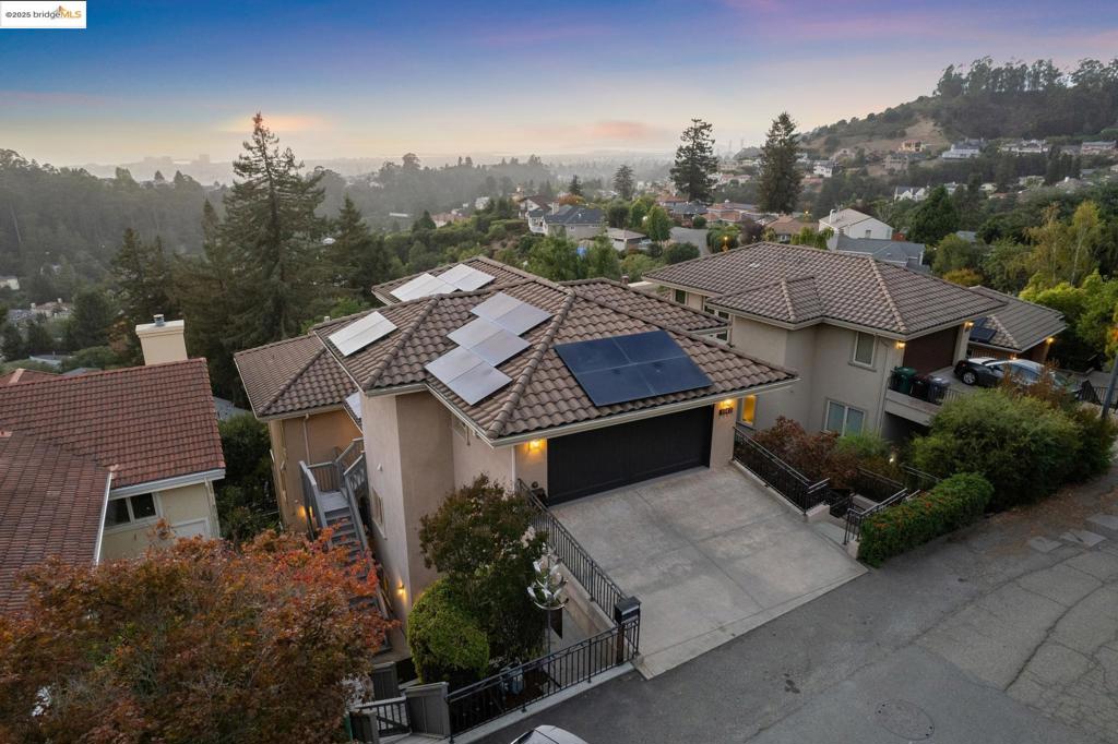 MONTCLAIR - Residential