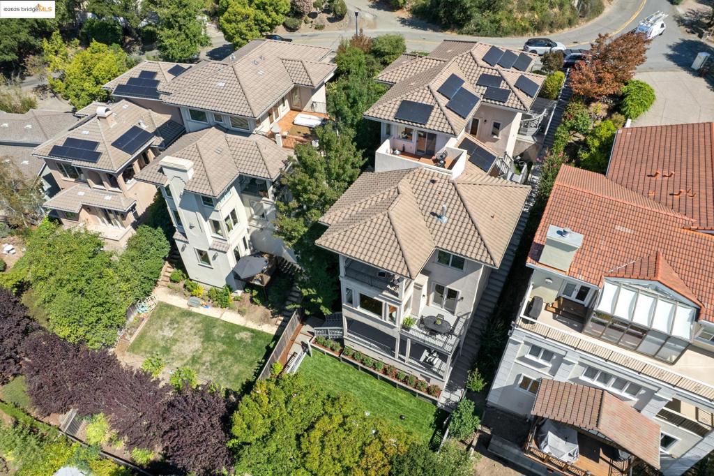 MONTCLAIR - Residential