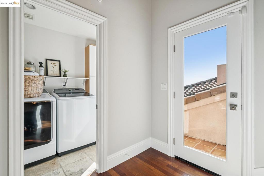 MONTCLAIR - Residential