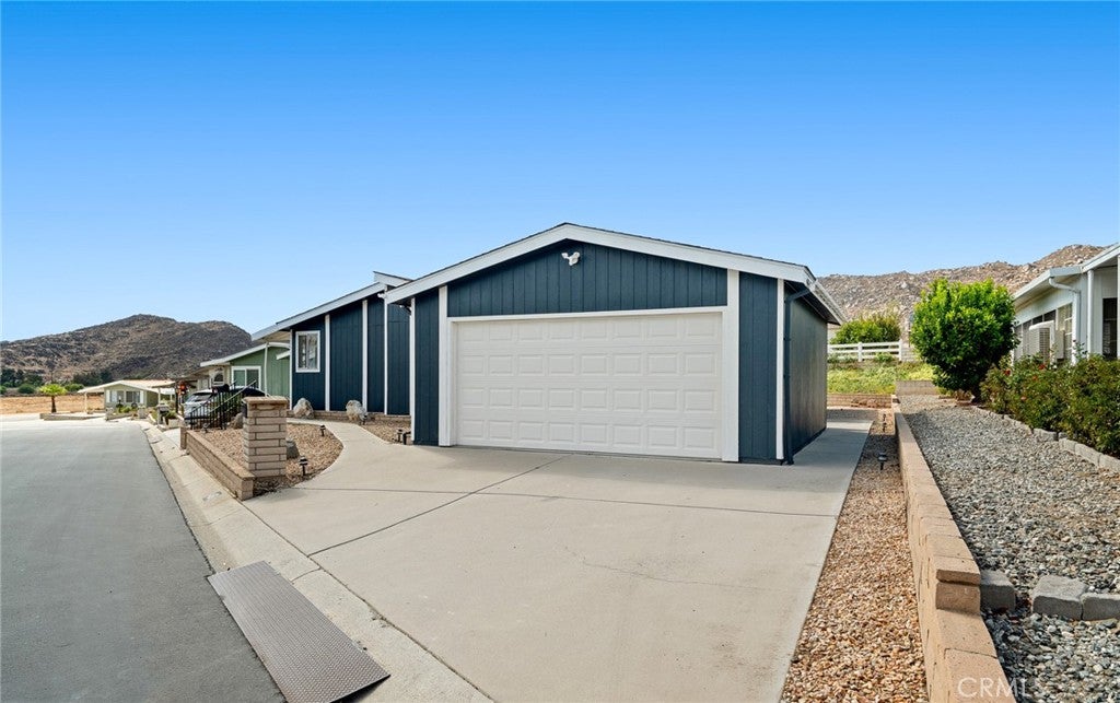 24515 California 48