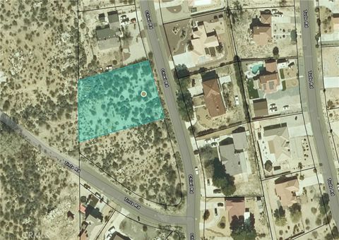 Photo of 0 Chiwi Rd., Apple Valley, CA 92307 (MLS # CV26040597)