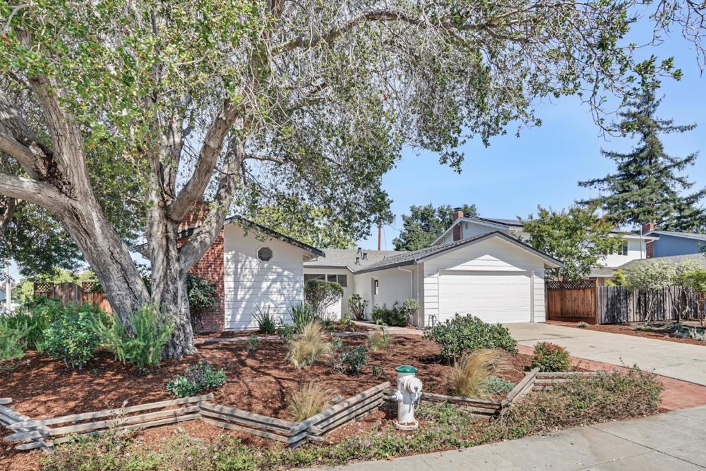 1013 Sumac Drive