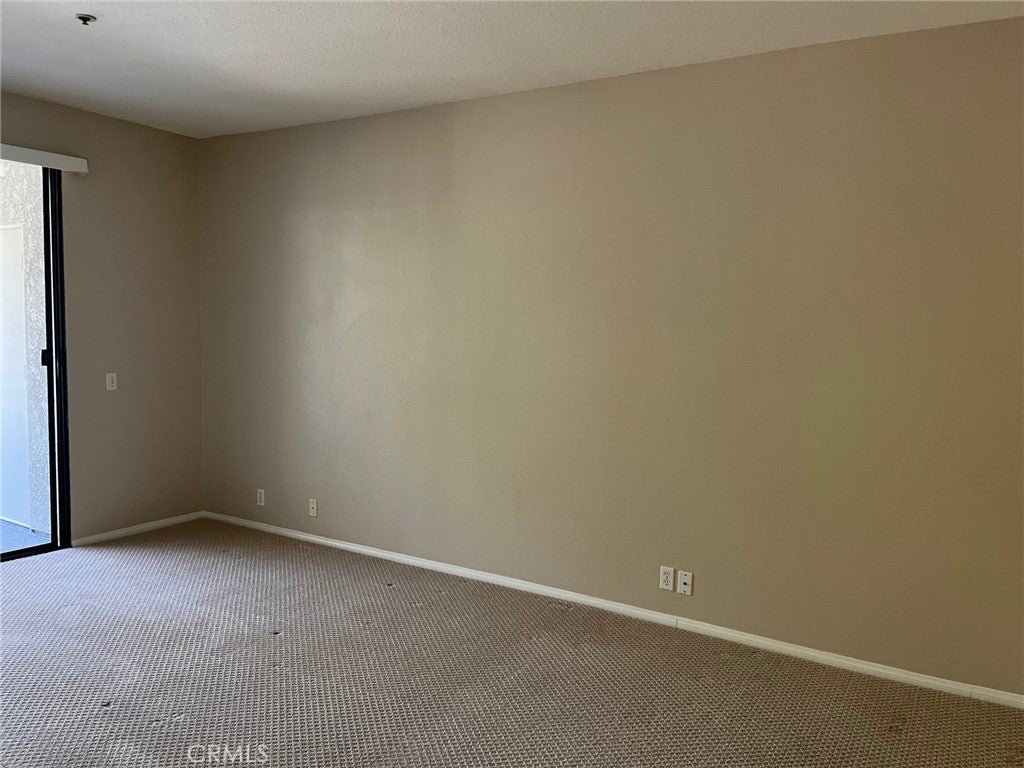 230 LILLE LANE 204, Newport Beach CA 92663 - Photo 24