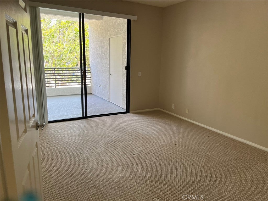 230 LILLE LANE 204, Newport Beach CA 92663 - Photo 23