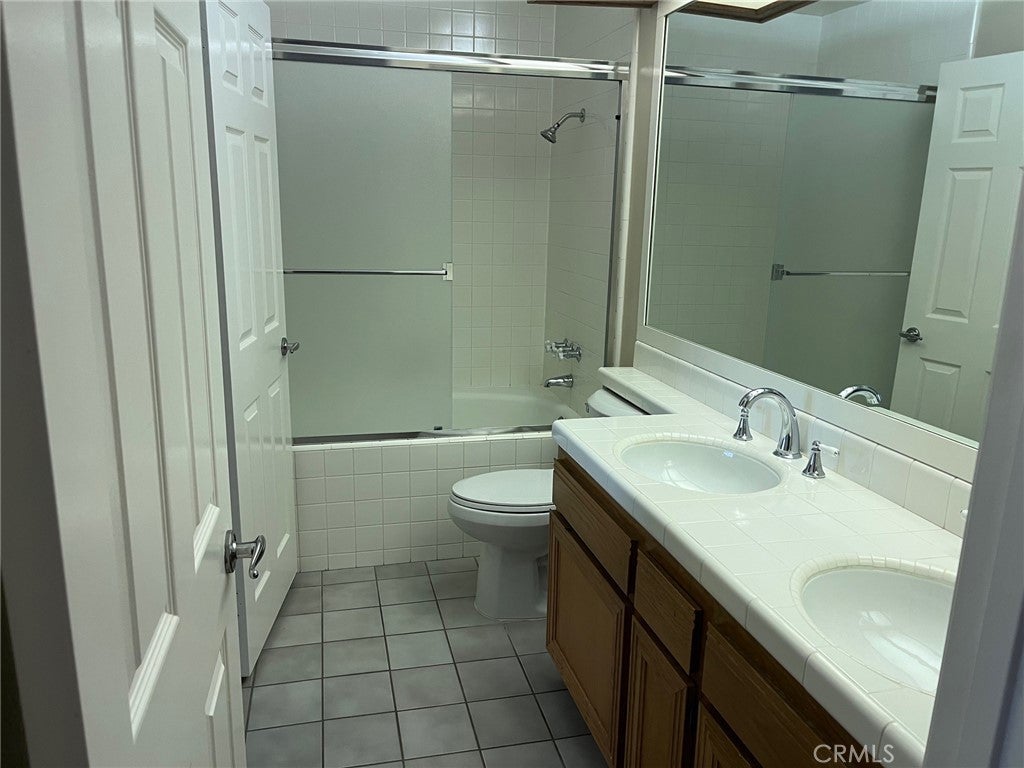 230 LILLE LANE 204, Newport Beach CA 92663 - Photo 32