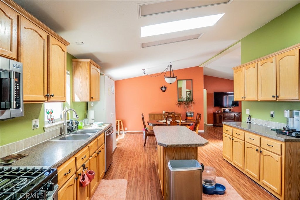 22241 Nisqually 74