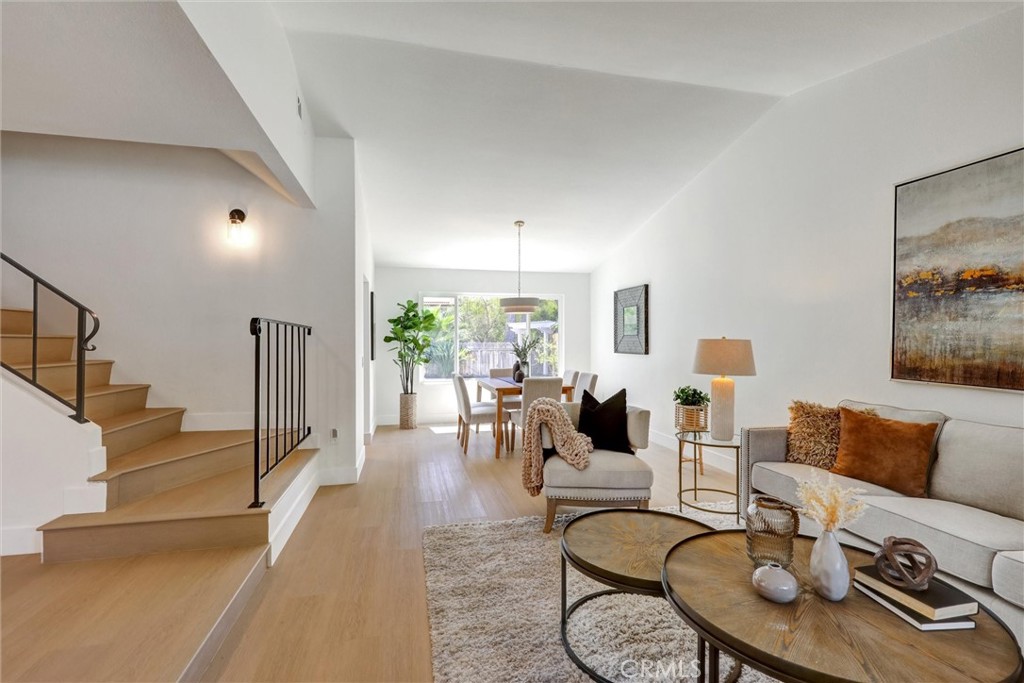 9409 Aldabra Court