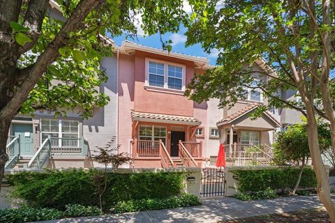 Photo of 368 Meridian Avenue, San Jose, CA 95126 (MLS # ML82045584)