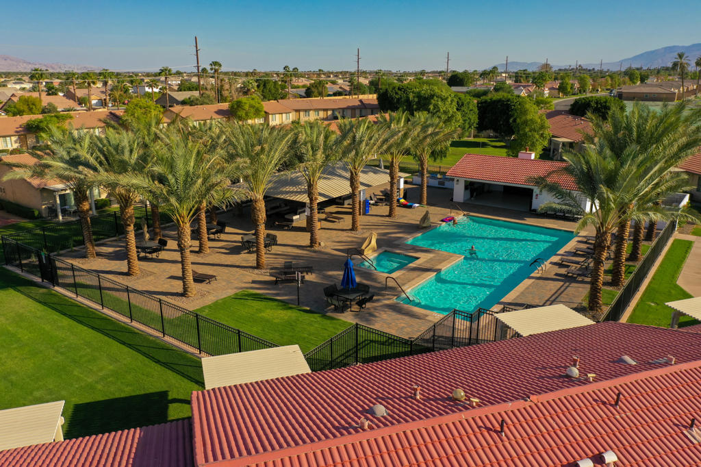 Properties 3 48374 Stewart Drive K4