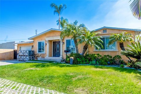 8266 Fontana Street Downey CA 90241
