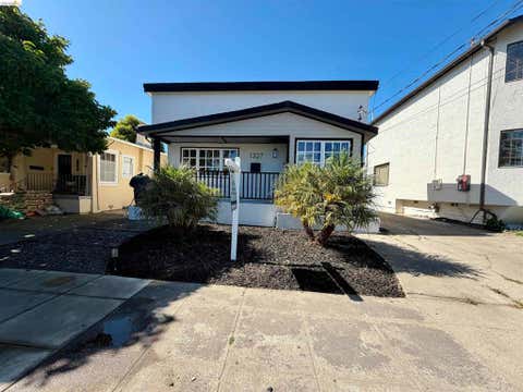 Photo of 1327 Ward St, Berkeley, CA 94702 (MLS # 41139675)