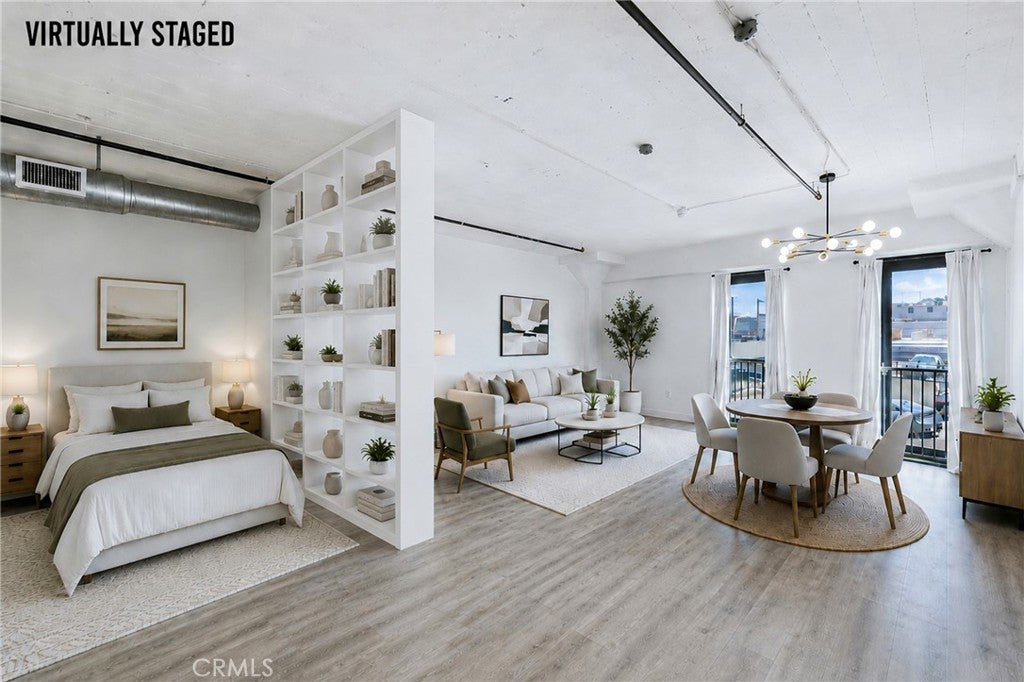200 N San Fernando Road