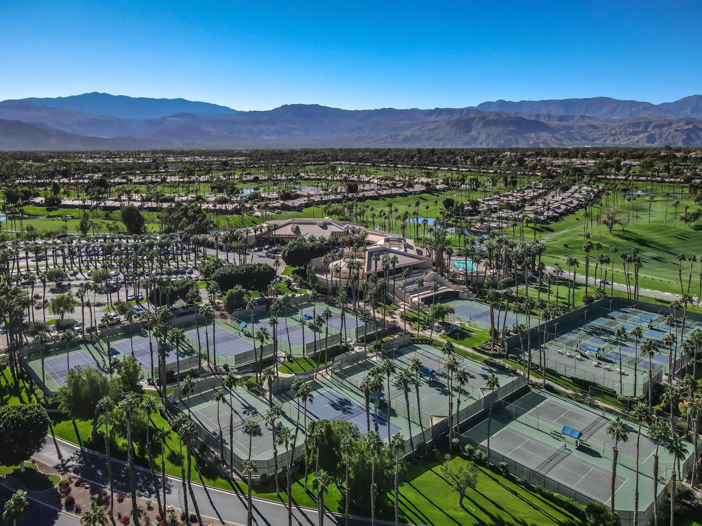 Palm Valley CC - Residential