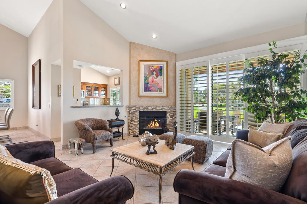 Palm Valley CC - Residential