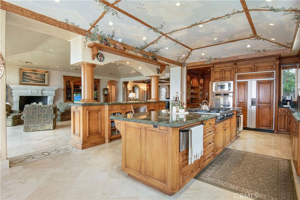 listing image 130721961345976100739