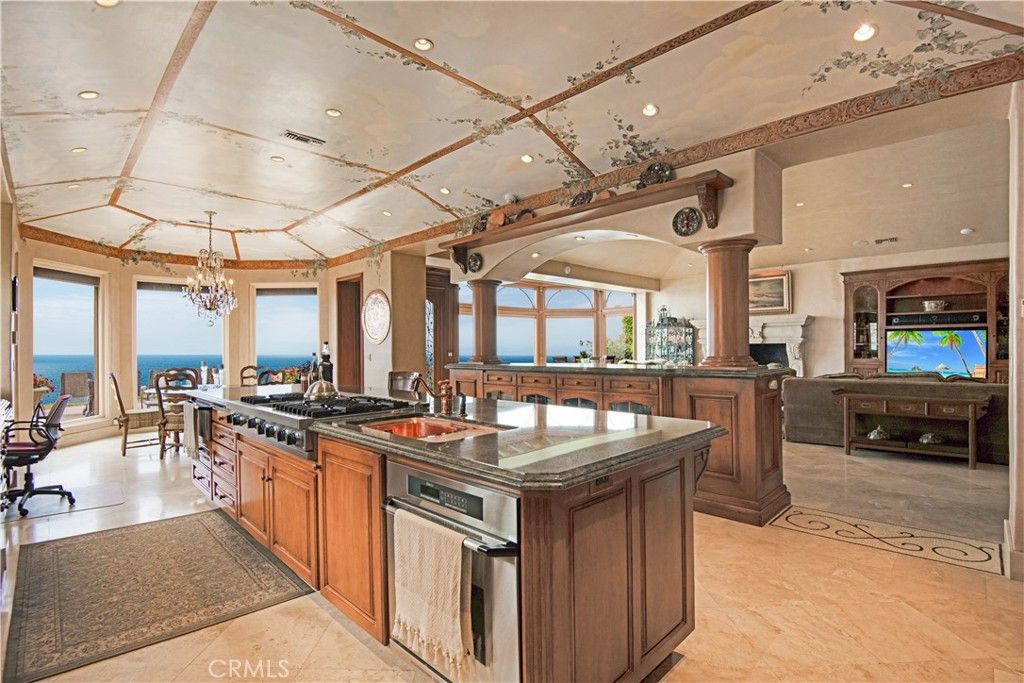 listing image 130728649233012713451