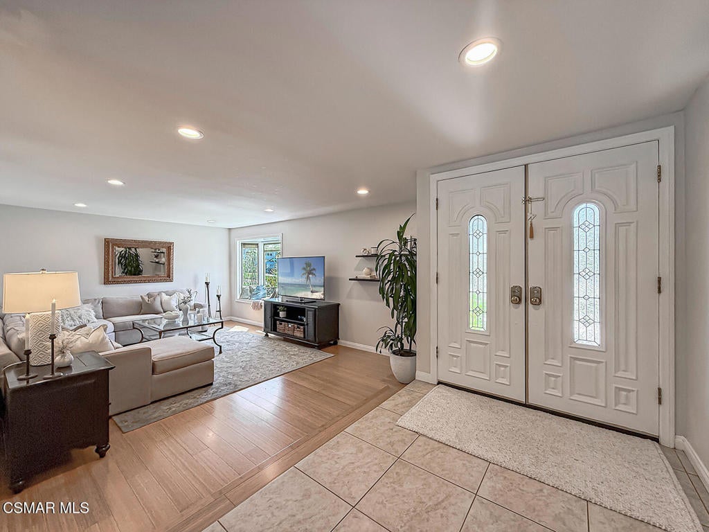 5410 Sunvalley Court