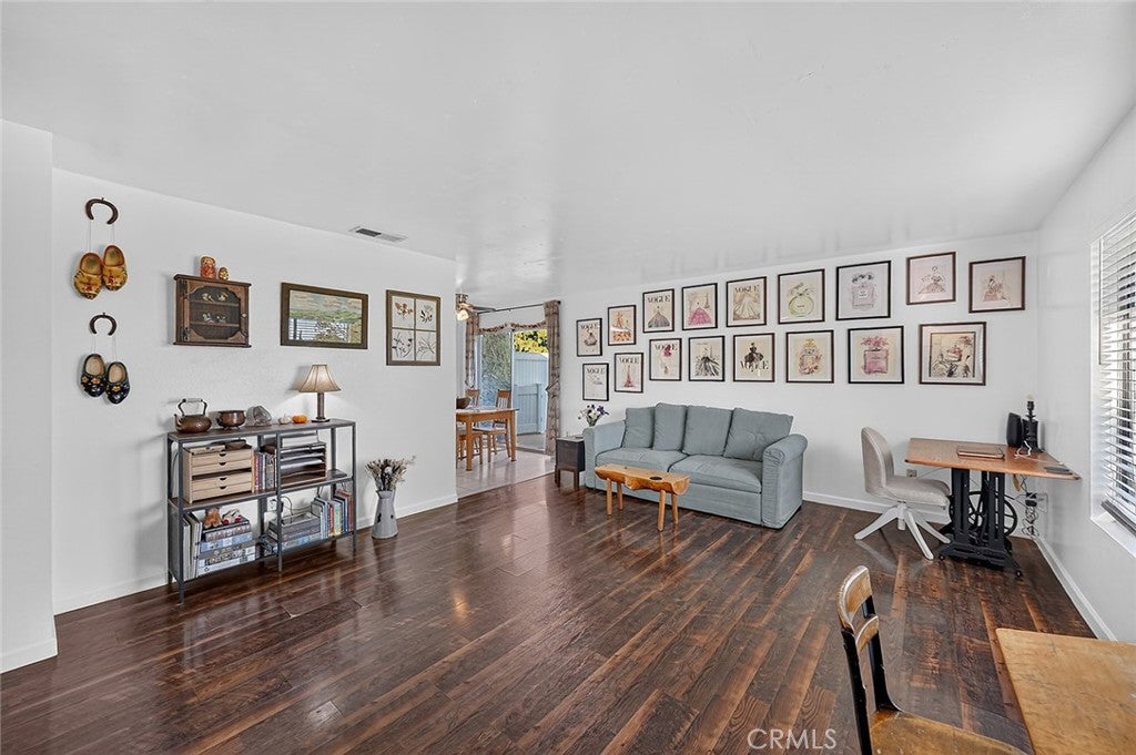 853 W 13th 1