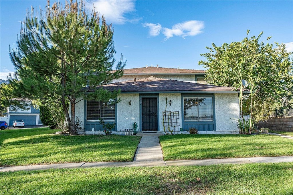 853 W 13th 1