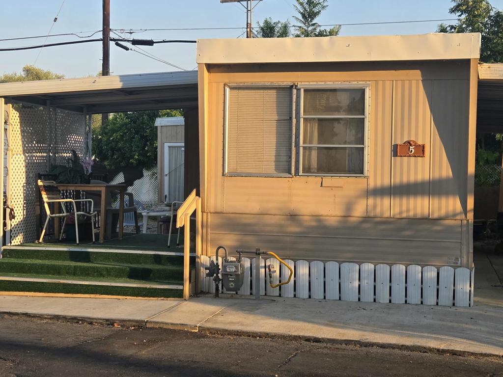 Bermuda Palms - Manufactured In Park