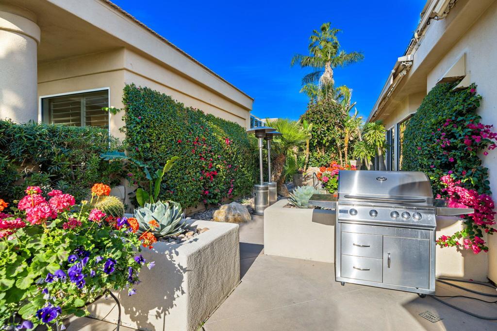 Desert Horizons C.C. - Residential