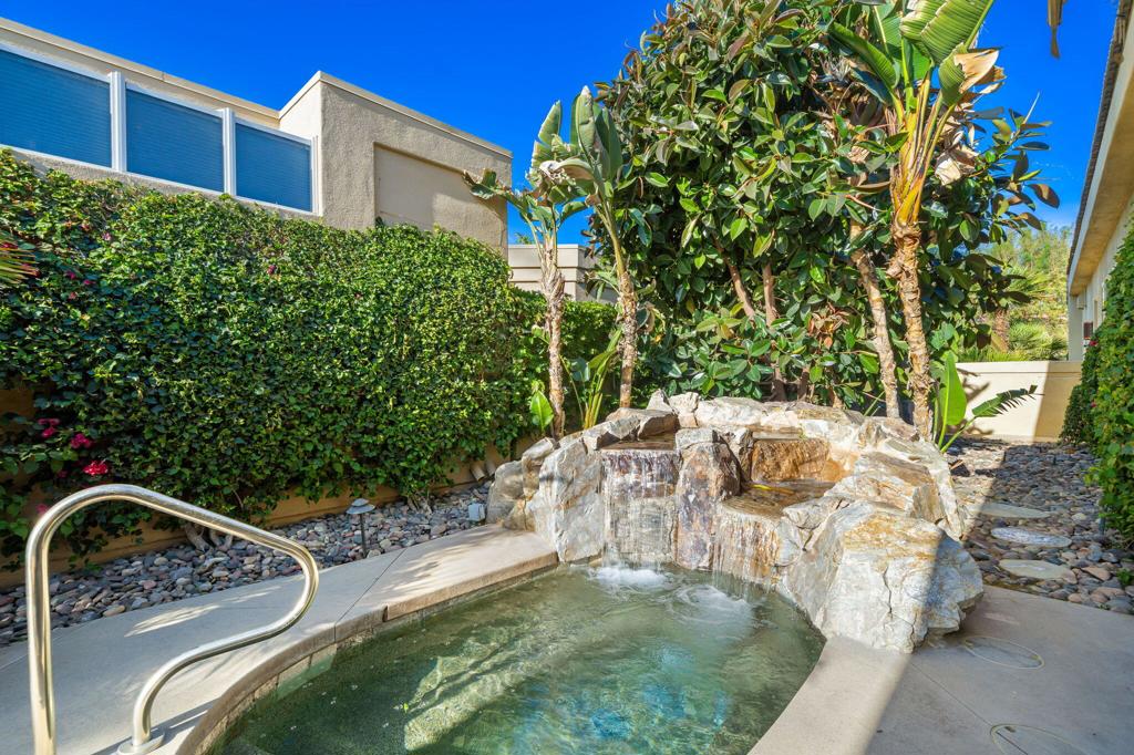 Desert Horizons C.C. - Residential