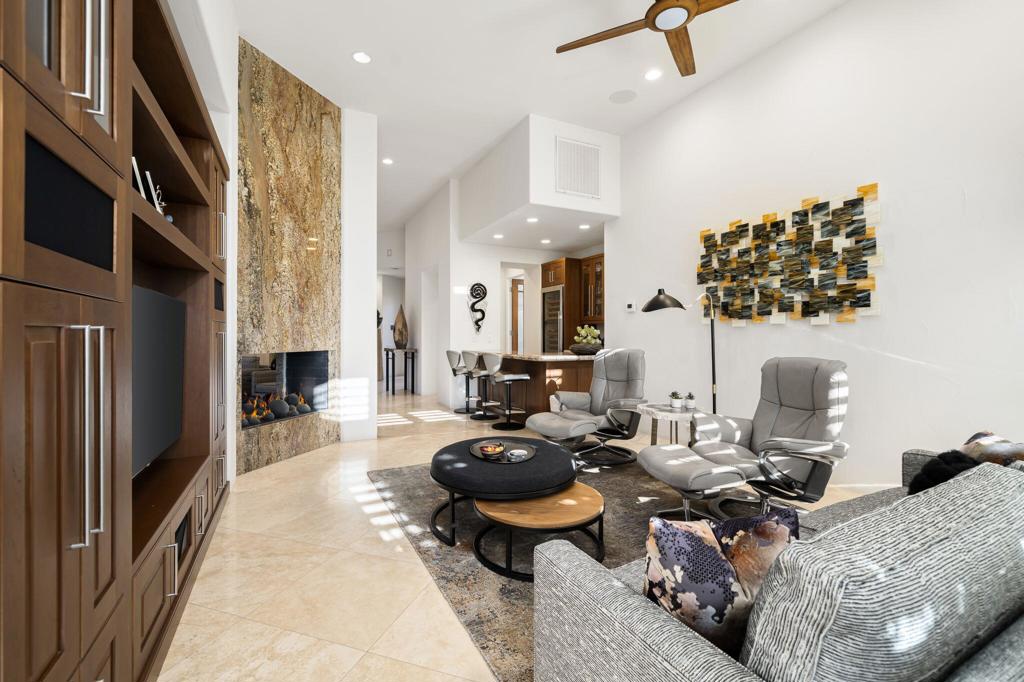 Desert Horizons C.C. - Residential