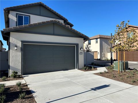 168 Carmine Irvine CA 92618