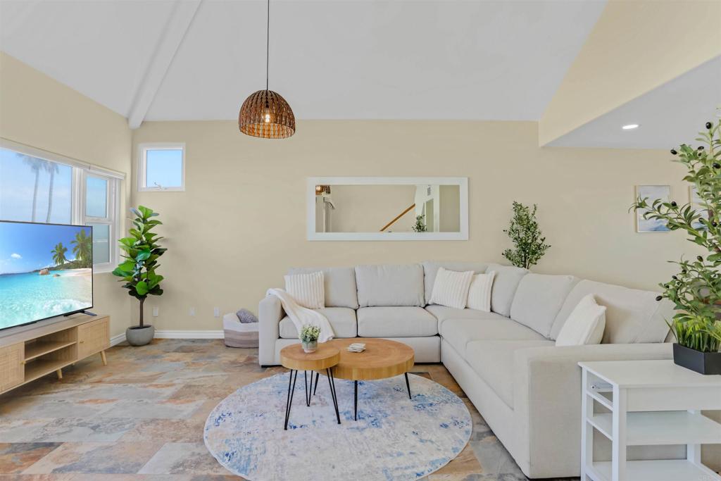 1326 Seacoast Drive