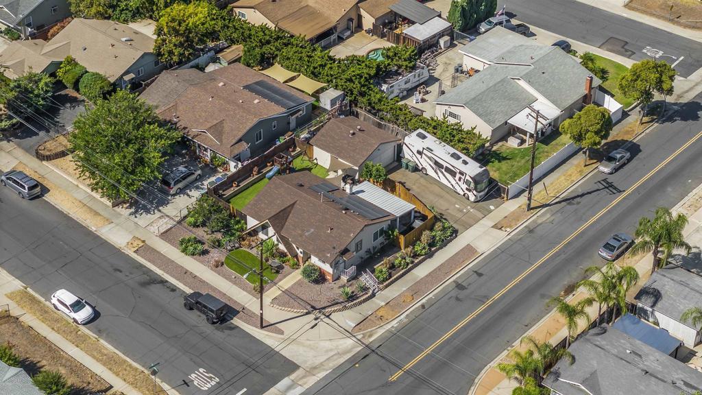 1002 Alveda Avenue