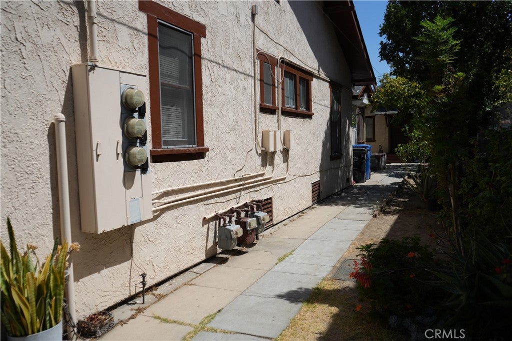 1138 S Ardmore