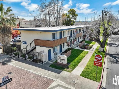 Photo of 2093 Mt. Diablo Street St, Concord, CA 94520 (MLS # 41115398)