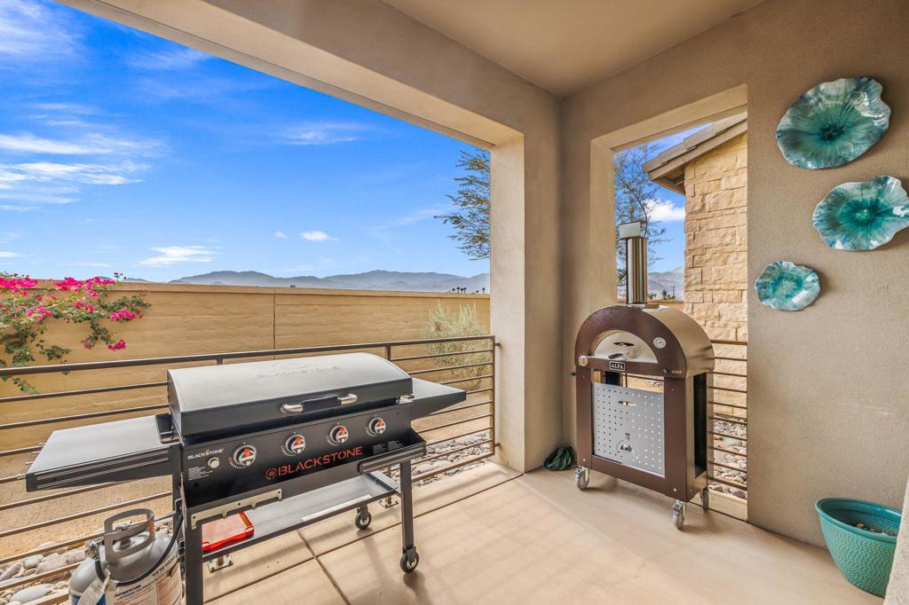 The Retreat at DW - Residential