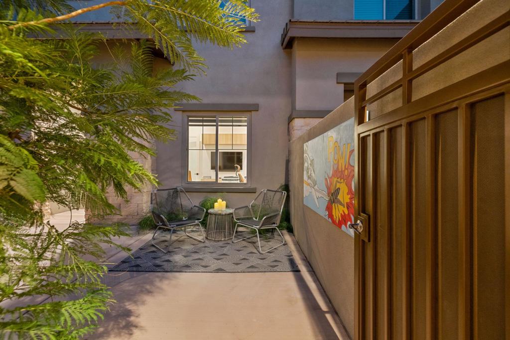 The Retreat at DW - Residential