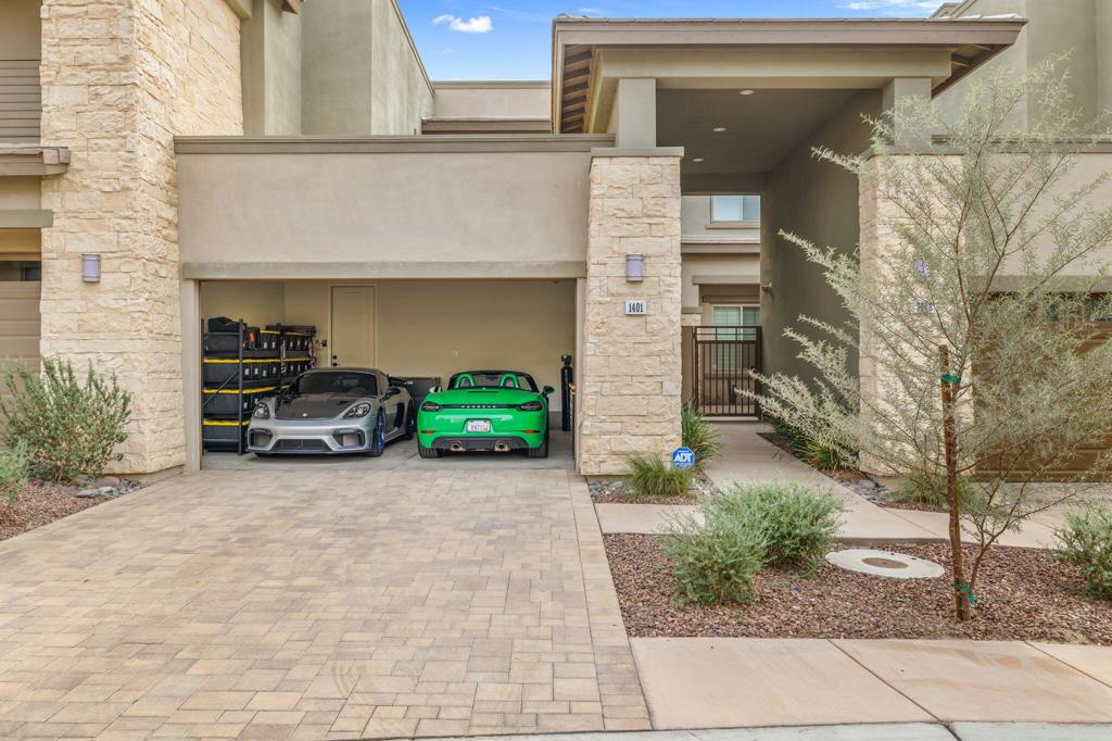 The Retreat at DW - Residential