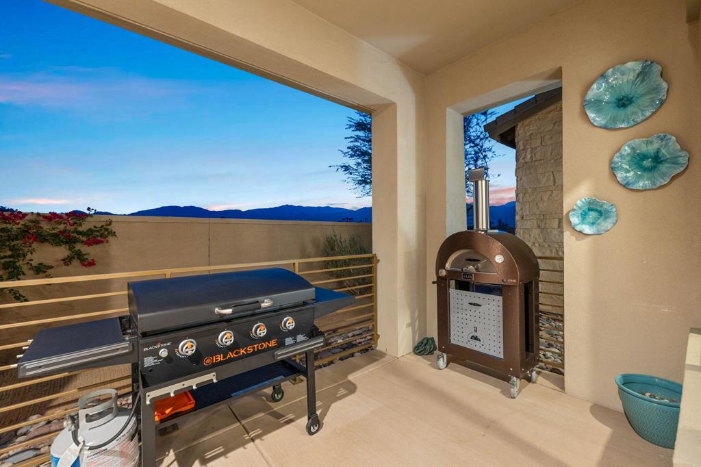 The Retreat at DW - Residential