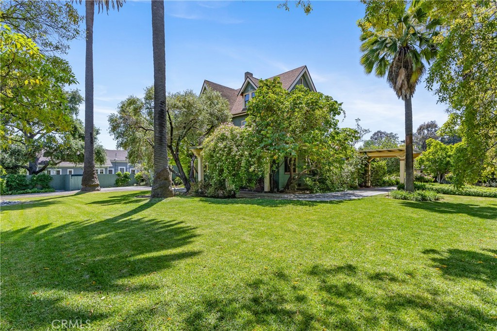 Properties 3 201 Orange Grove Avenue