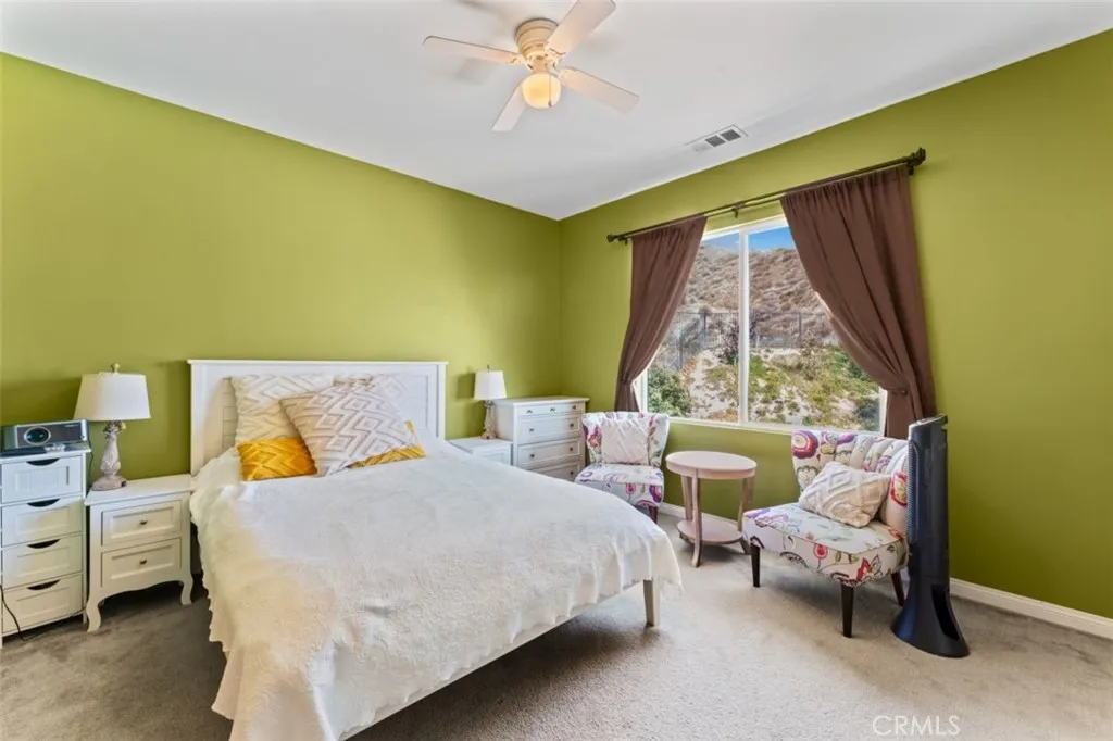 Canyon Country, California 91387, United States, 5 Bedrooms Bedrooms, ,4 BathroomsBathrooms,Residential,Active,174621