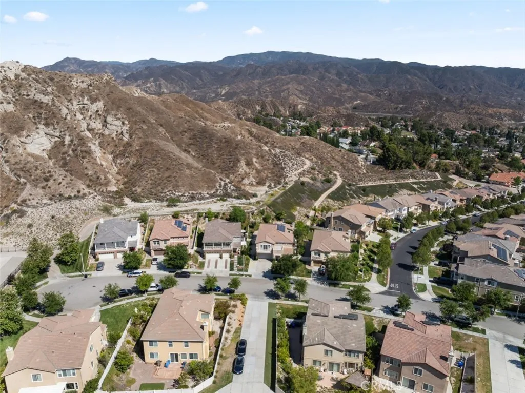 Canyon Country, California 91387, United States, 5 Bedrooms Bedrooms, ,4 BathroomsBathrooms,Residential,Active,174621