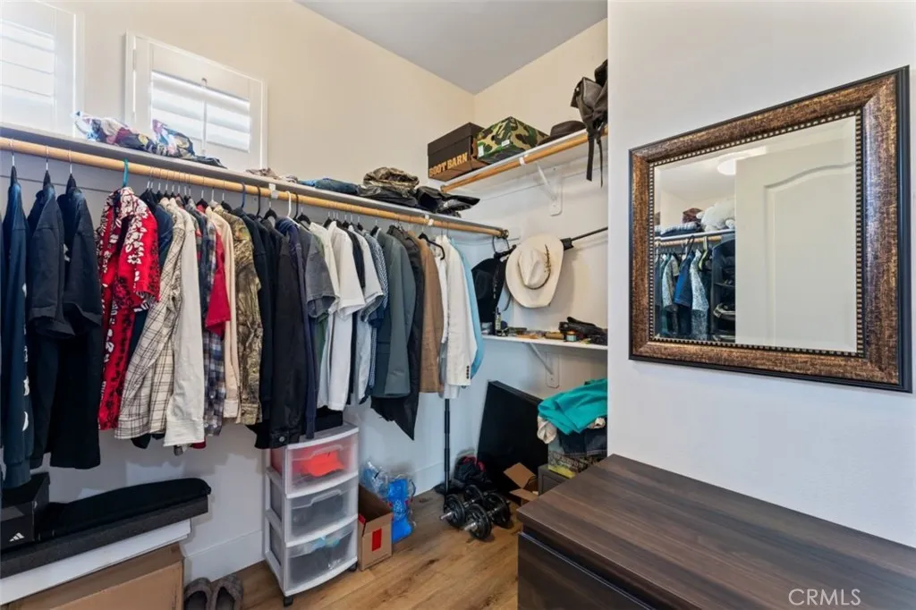 Canyon Country, California 91387, United States, 5 Bedrooms Bedrooms, ,4 BathroomsBathrooms,Residential,Active,174621