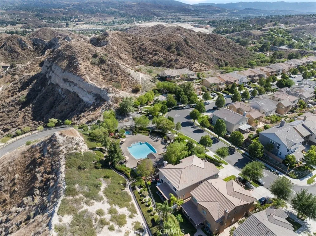 Canyon Country, California 91387, United States, 5 Bedrooms Bedrooms, ,4 BathroomsBathrooms,Residential,Active,174621