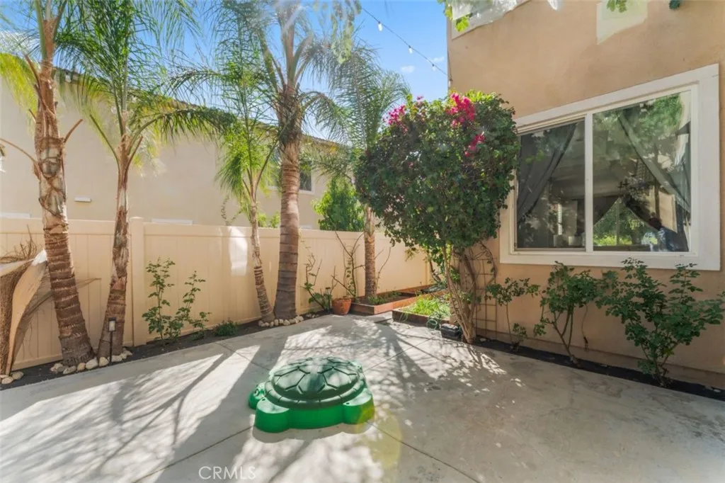 Canyon Country, California 91387, United States, 5 Bedrooms Bedrooms, ,4 BathroomsBathrooms,Residential,Active,174621