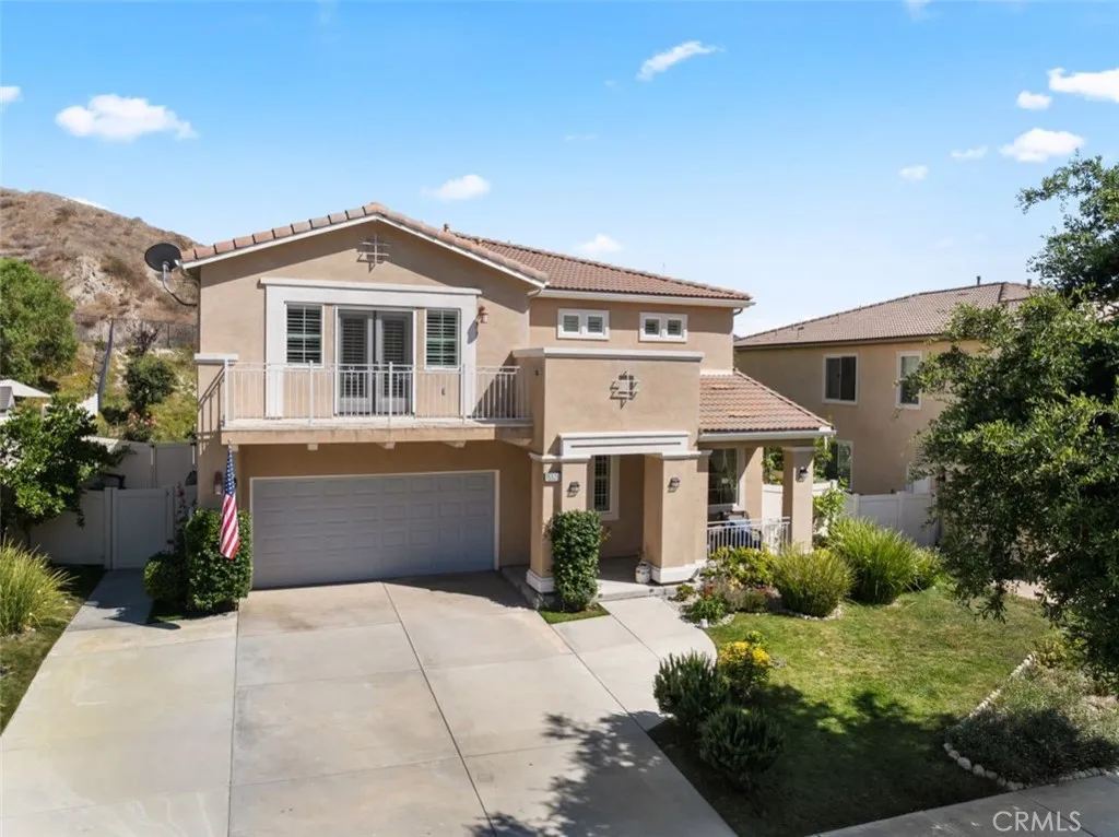 Canyon Country, California 91387, United States, 5 Bedrooms Bedrooms, ,4 BathroomsBathrooms,Residential,Active,174621