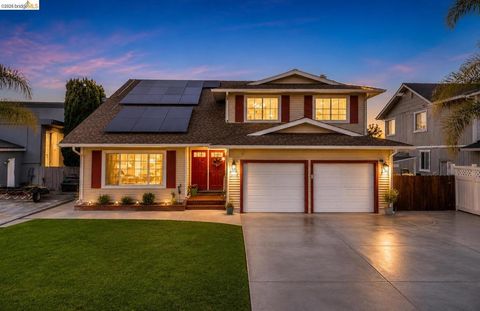 Photo of 4930 Discovery Pt Pt, Discovery Bay, CA 94505 (MLS # 41134544)