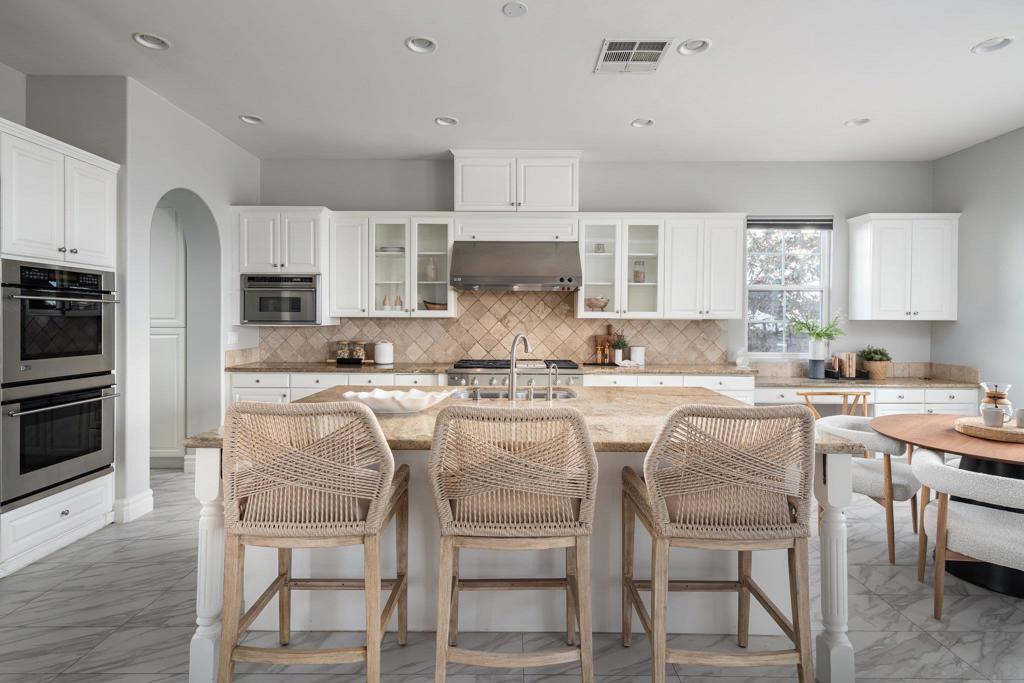 7371 Rancho Catalina Trail