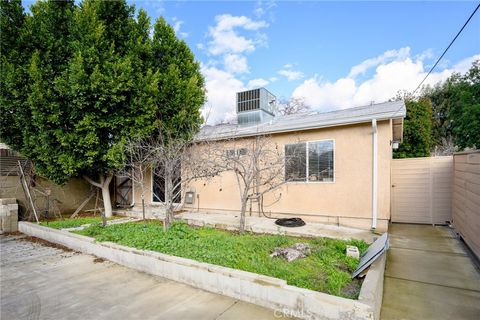 Photo of 10604 Plainview Avenue, Tujunga, CA 91042 (MLS # GD26051195)
