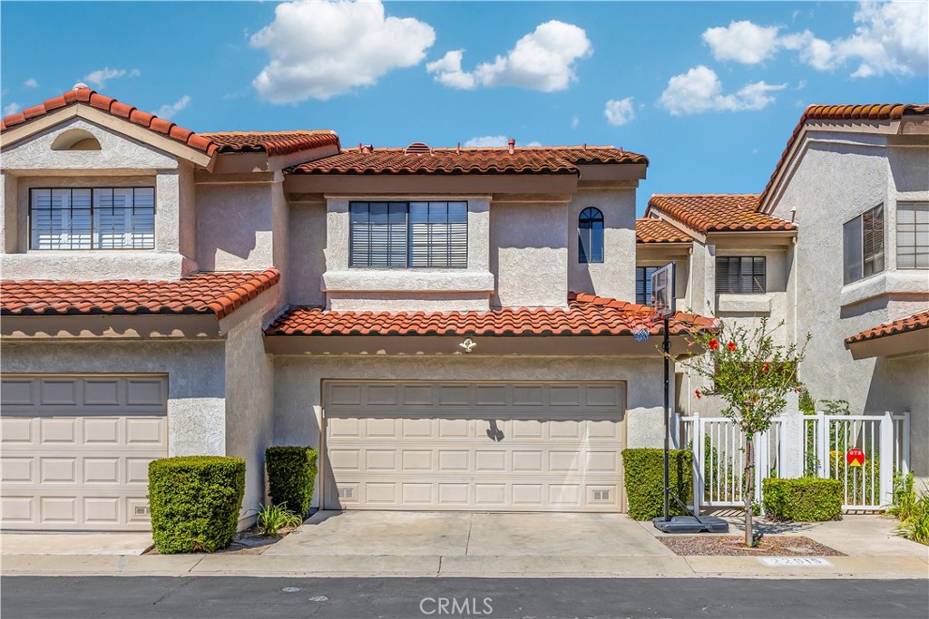 Pride of Ownership in the Prestigious City of Diamond Bar!
Nestled within the highly acclaimed Walnut Valley Unified School District, this beautifully maintained home offers 2 spacious bedrooms, 2.5 bathrooms, and an open-concept floor plan designed for modern living. Soaring vaulted ceilings and abundant natural light create a bright, airy atmosphere throughout. The interior is tastefully finished in neutral tones, offering a fresh and timeless appeal. Upstairs, a generous loft area provides versatile space and can easily be converted into a third bedroom, home office, or media room. This home is the perfect blend of comfort, functionality, and location — ideal for families or professionals looking to enjoy all that Diamond Bar has to offer.