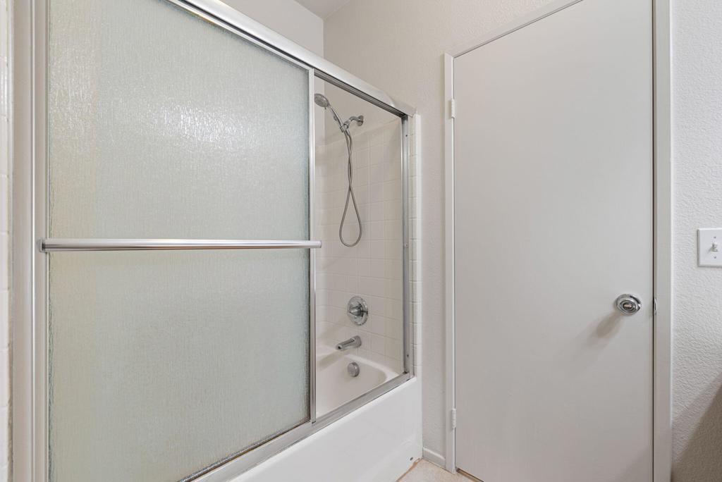 Foxstone - Residential