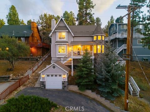 Photo of 700 Booth Way, Big Bear City, CA 92314 (MLS # SR25228599)