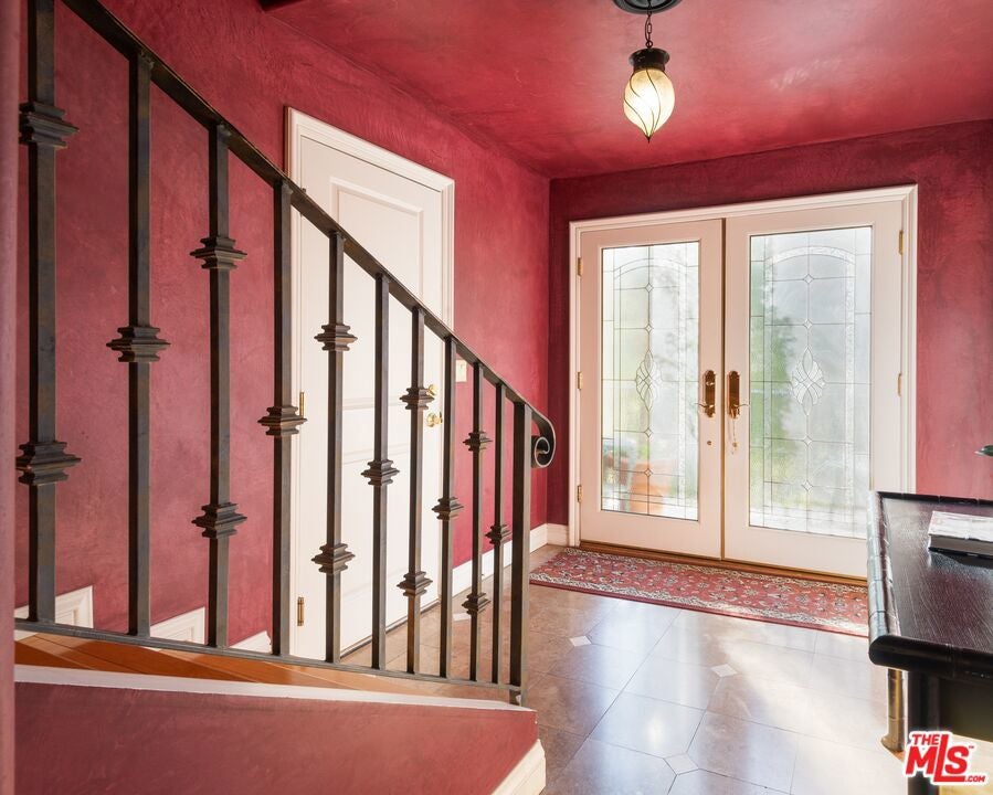 3943 Avenida Del Sol